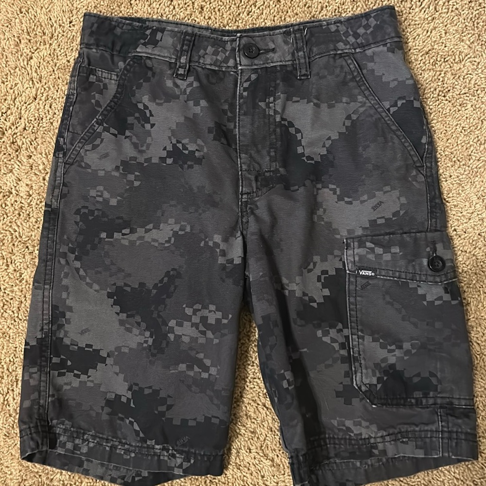 Boys vans camo cargo shorts 14